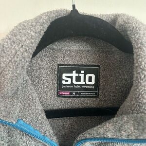 Stio Women’s Wilcox Fleece, Gray, Medium
